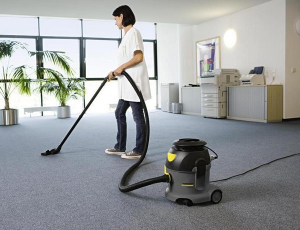 Чистка ковра в офисе